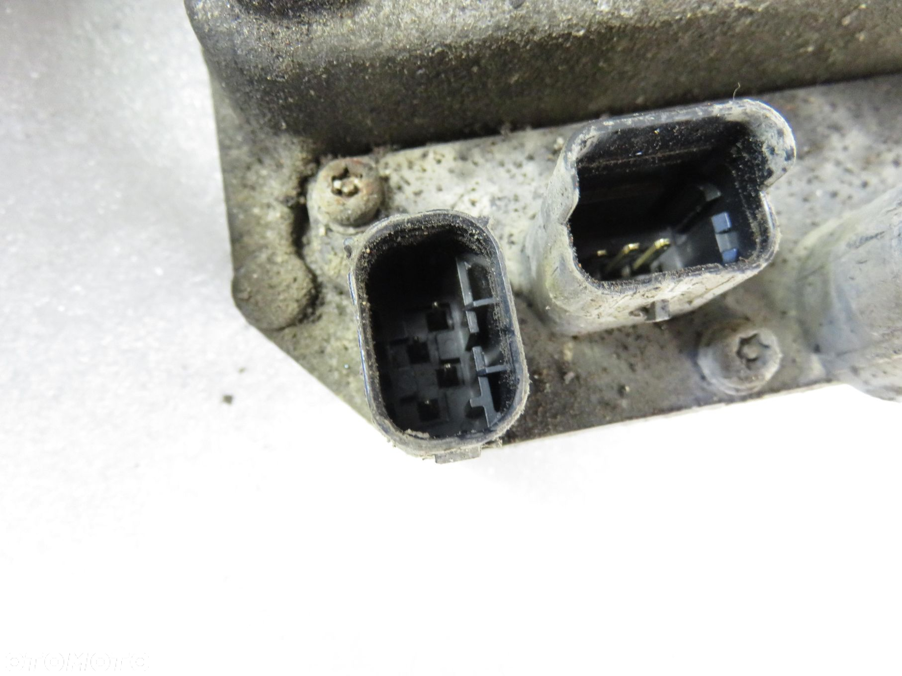 MAGLOWNICA PEUGEOT 207 6820000090D 6700001531B - 4