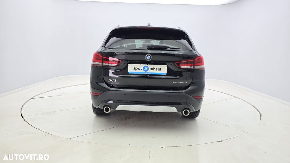 BMW X1 - 8