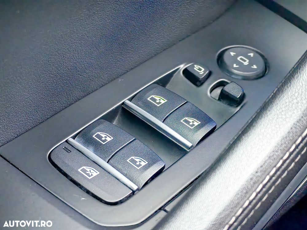 BMW X6 xDrive30d AT MHEV - 32