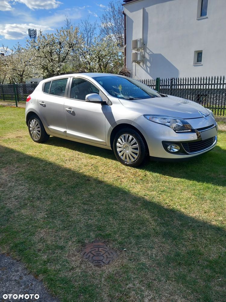 Renault Megane dCi 90 FAP Paris - 1