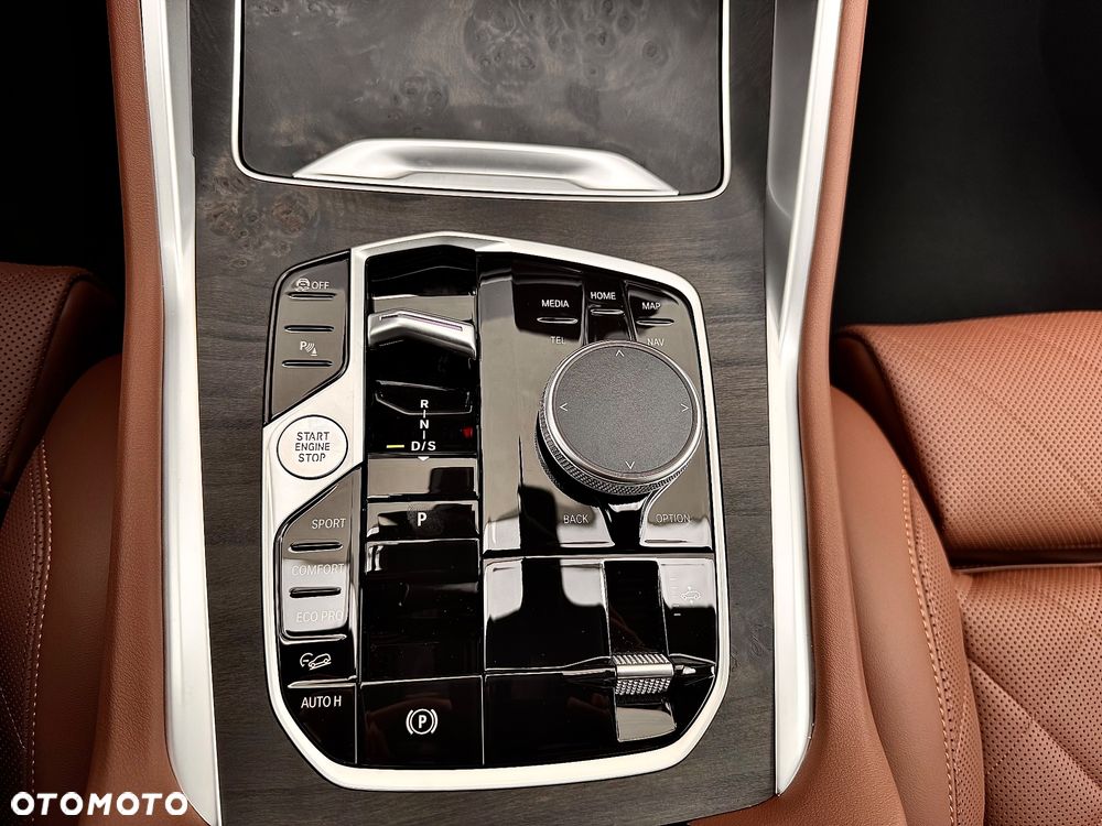 BMW X6 xDrive30d mHEV - 10