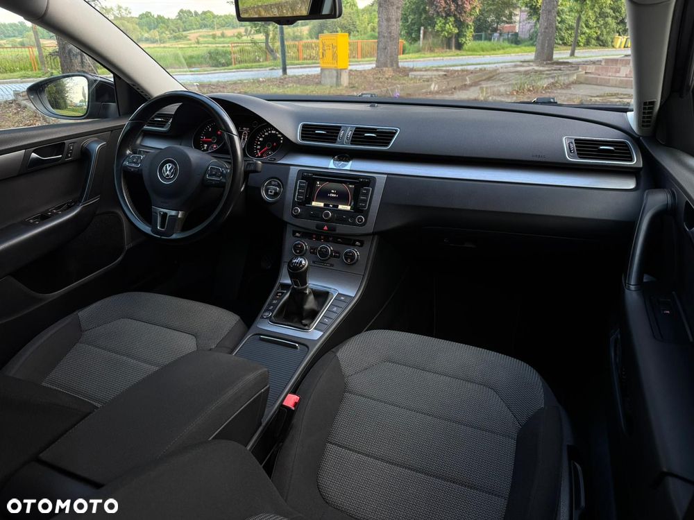 Volkswagen Passat 2.0 TDI Highline - 7