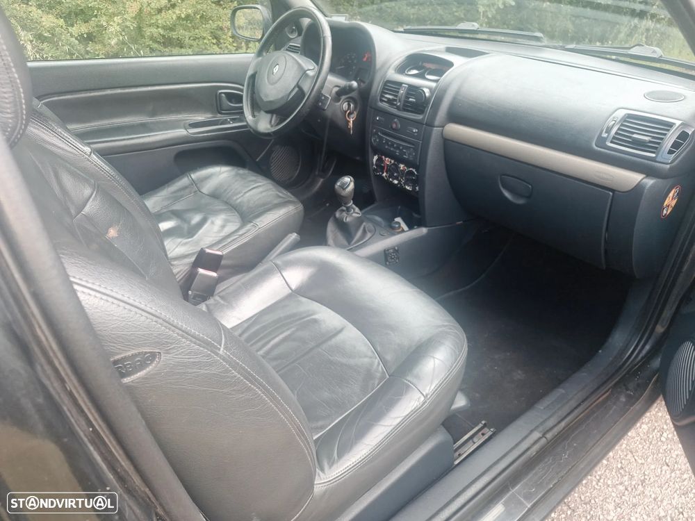Renault Clio 1.5 dCi Confort - 8