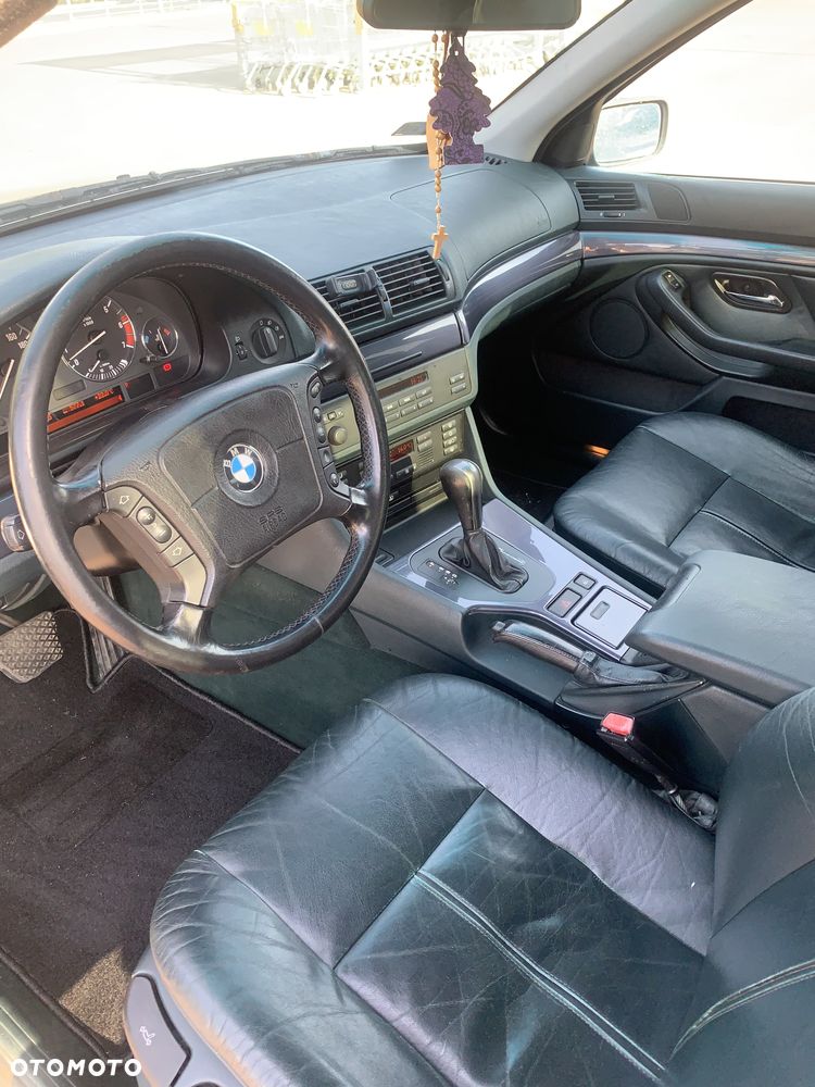 BMW Seria 5 - 12