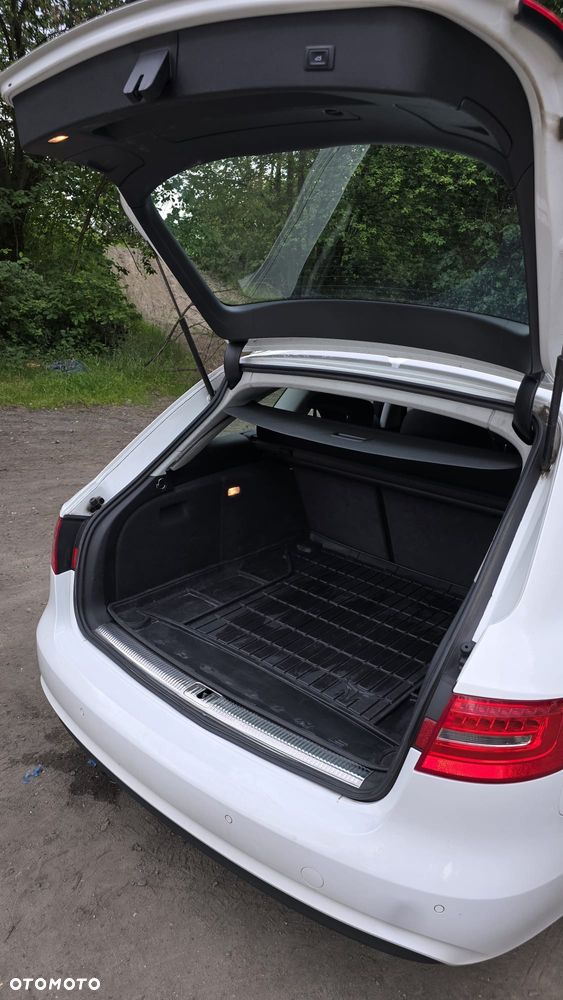 Audi A4 Avant - 4