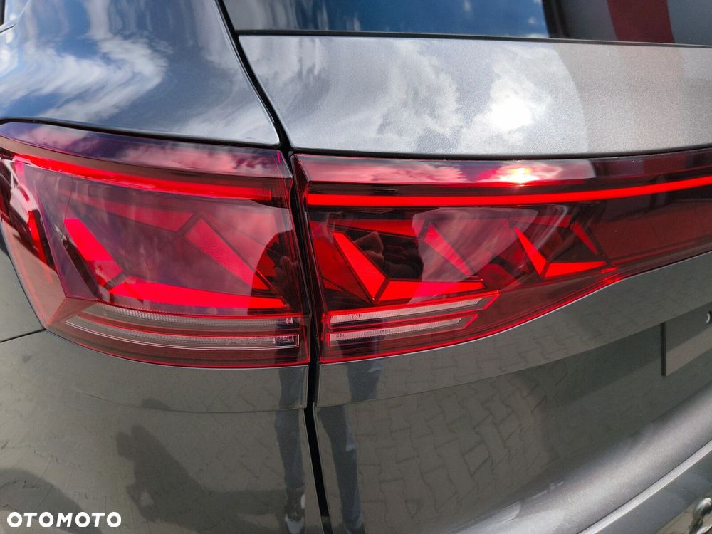 Volkswagen Touareg - 9