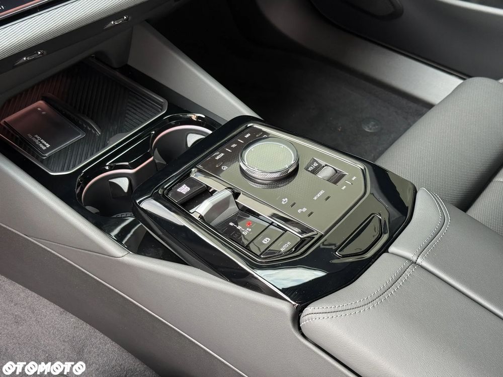 BMW Seria 5 530e xDrive M Sport sport - 21