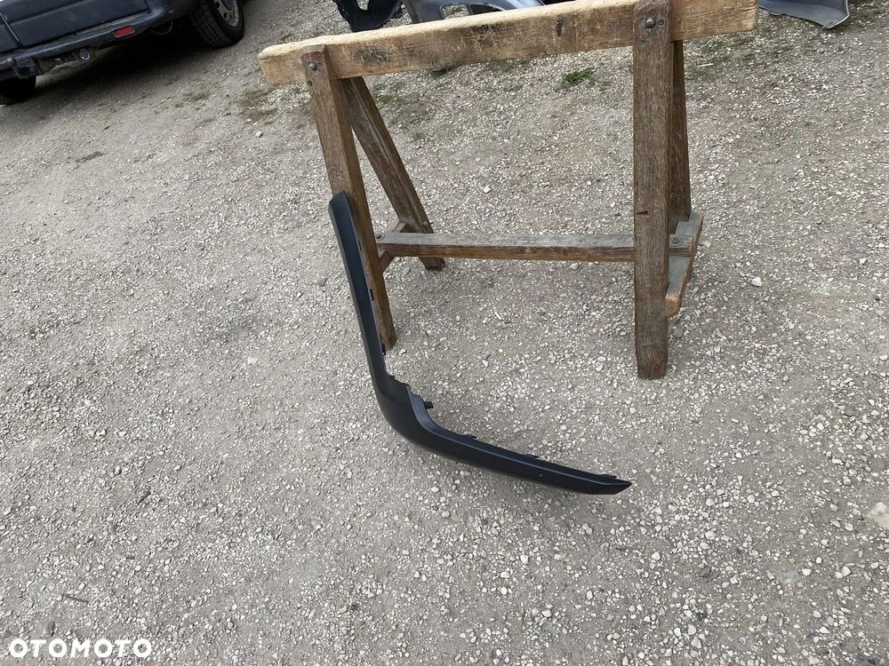LISTWA PRAWA NA PRZEDNI ZDERZAK VOLVO V90 CROSS COUNTRY 17-21 32227203 - 2