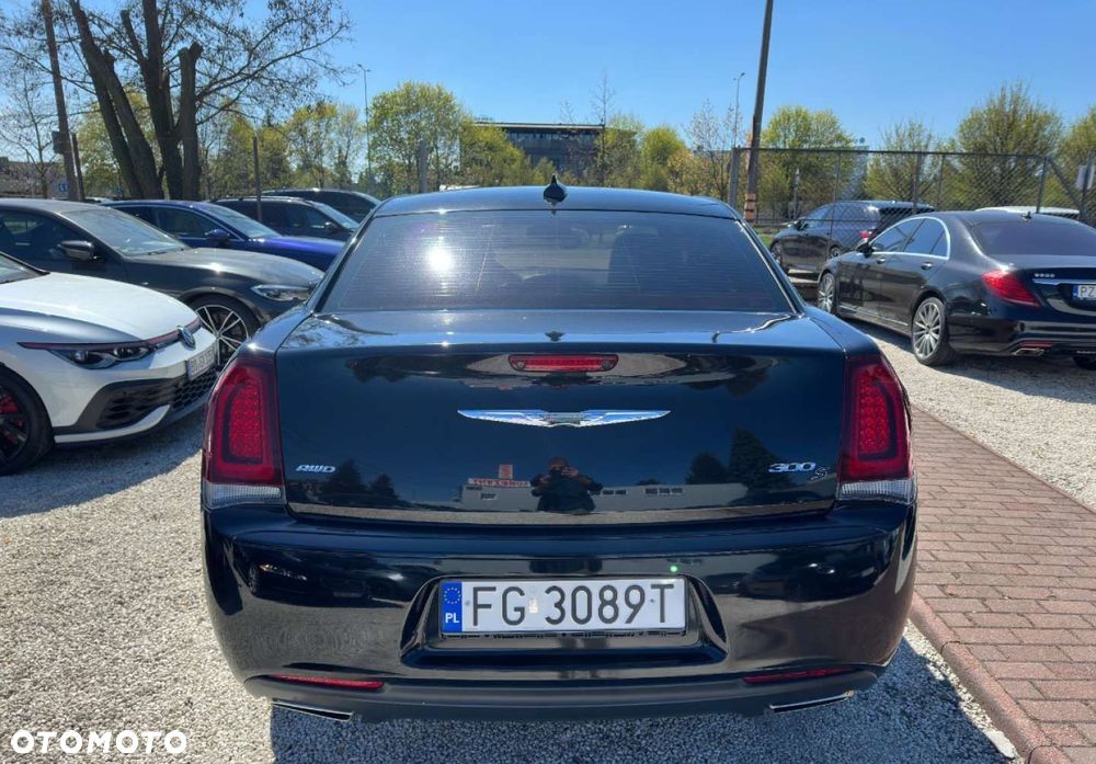 Chrysler 300s - 6