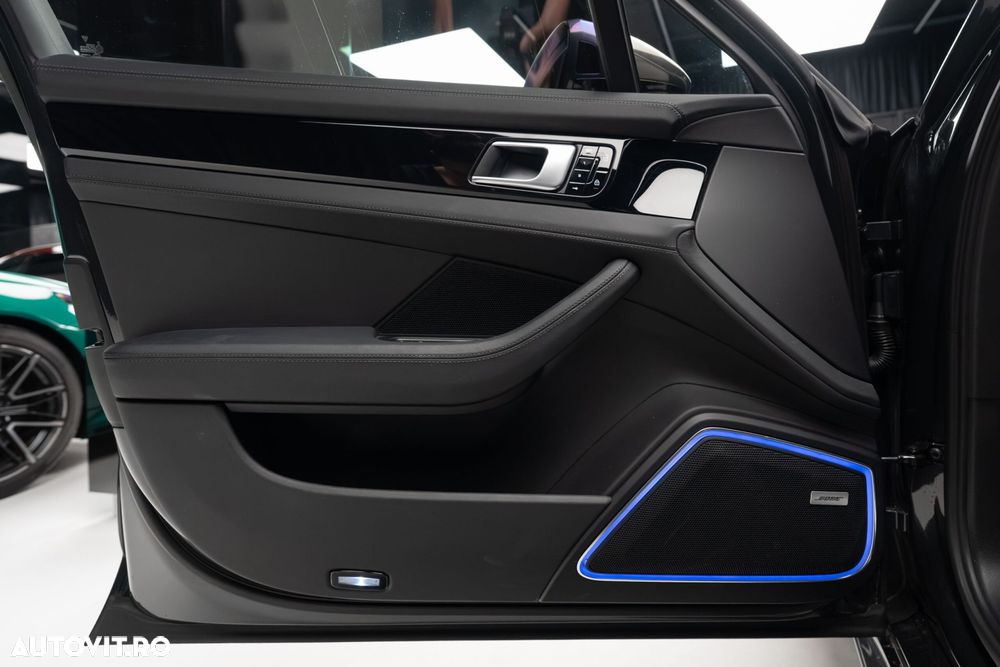 Porsche Panamera - 11