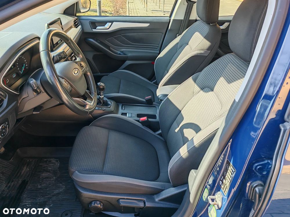 Ford Focus ver-1-5-ecoblue-trend-edition - 10