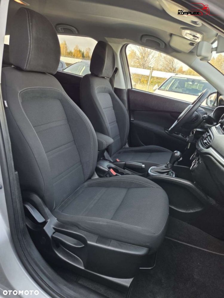 Fiat Tipo - 12