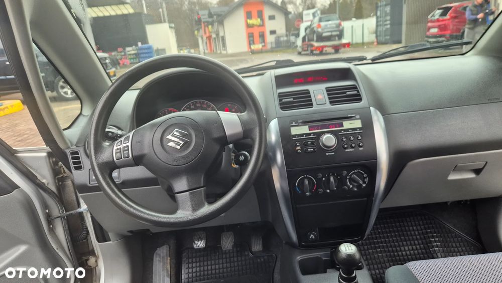 Suzuki SX4 1.6 VVT 4x4 Club - 13