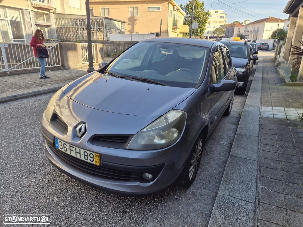 Renault Clio 1.2 TCE Dynamique S - 1