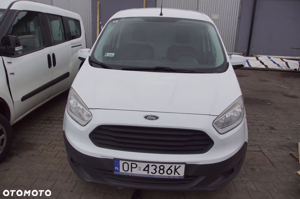Auto na części 692324777 Ford Transit Tourneo Courier 1.5 tdci 75km DV5FD A Frozen White Frozen White maska zderzak lampa pas błotnik drzwi silnik skrzynia komputer moduł sterownik deska poduszka sanki ćwiartka - 1