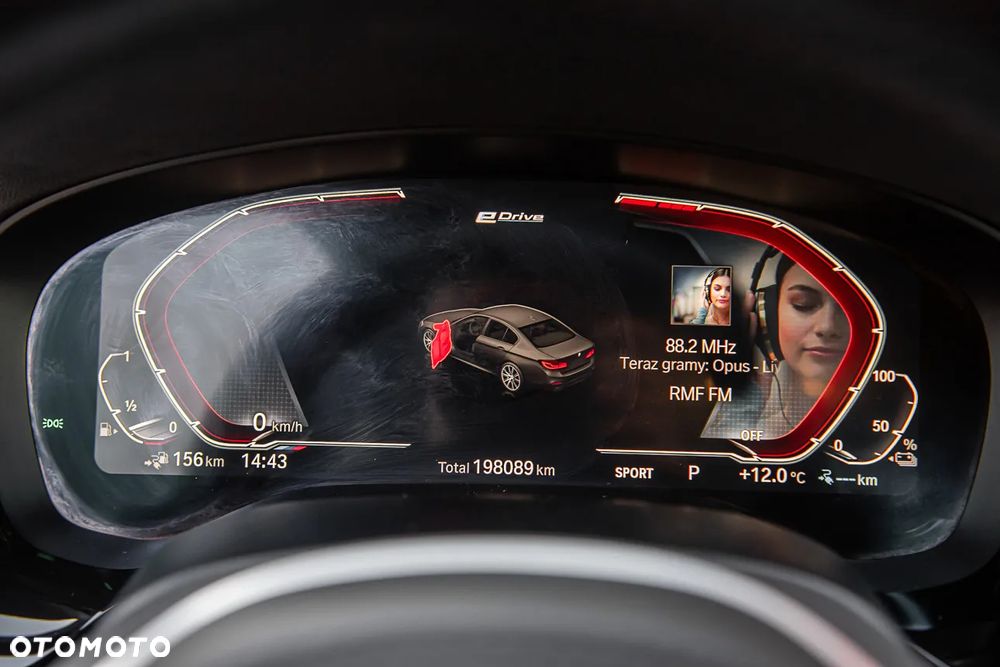 BMW Seria 5 530e iPerformance xDrive M Sport sport - 22