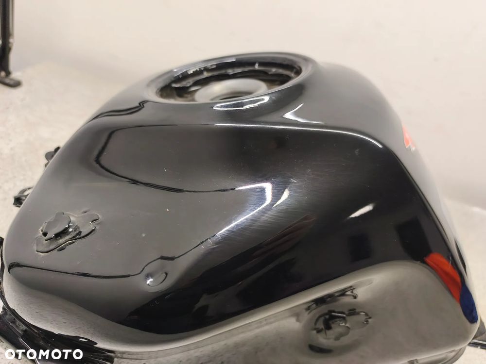 Bak, zbiornik paliwa KTM 125 Duke - 12