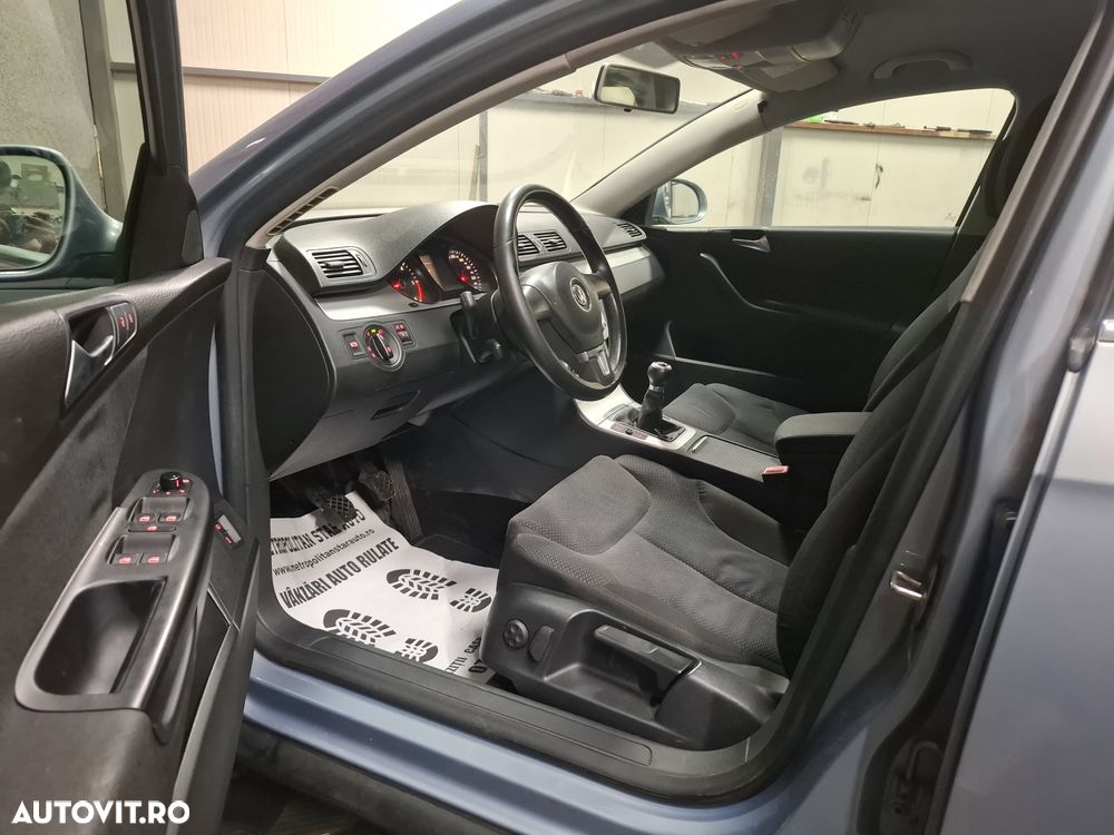 Volkswagen Passat 2.0 TDI BlueMotion Technology DPF Comfortline - 8