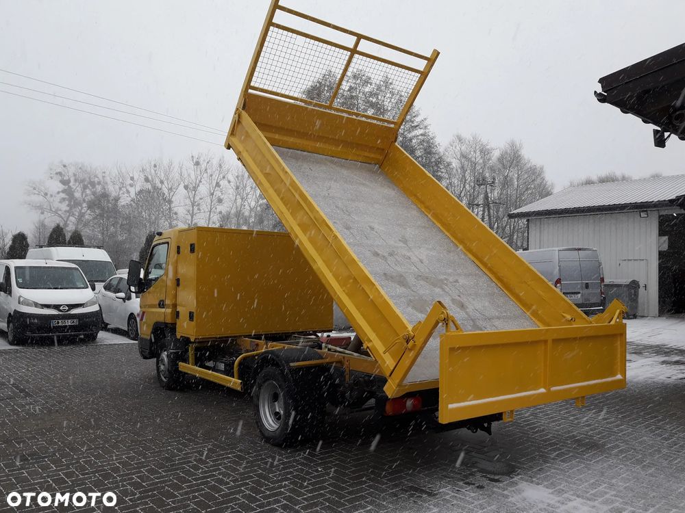 Mitsubishi Canter - 7