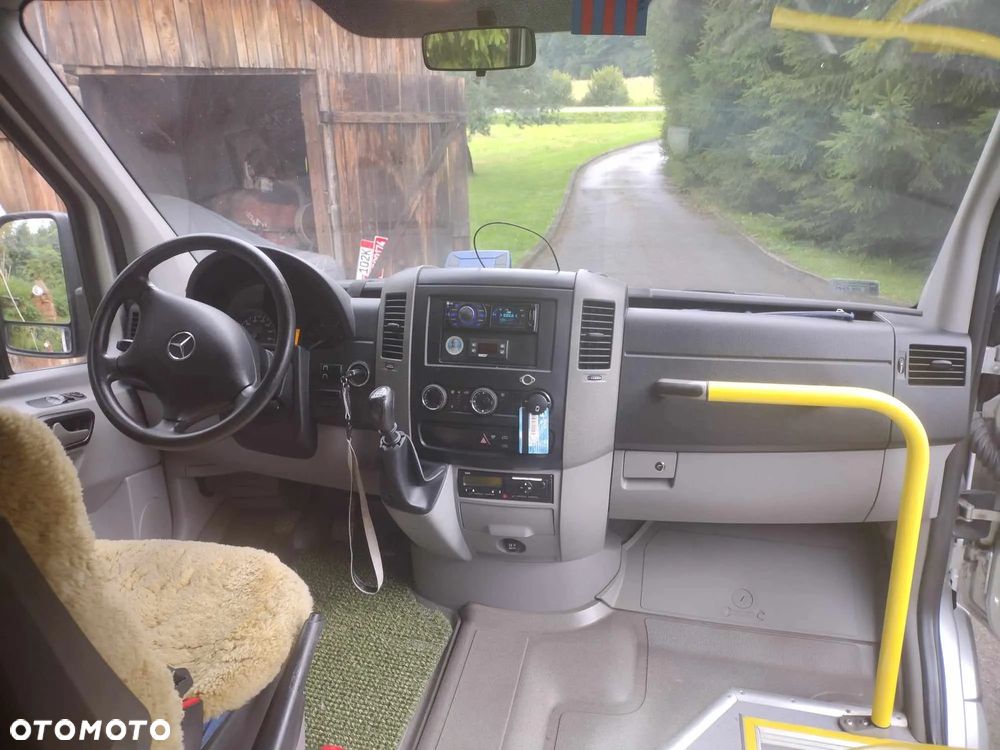 Mercedes-Benz SPRINTER - 6