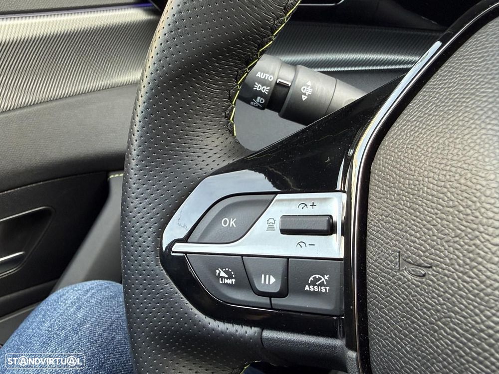 Peugeot 308 1.2 PureTech GT EAT8 - 28