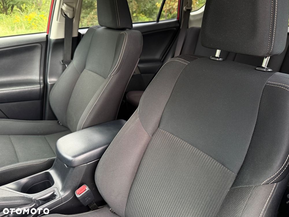 Toyota RAV4 - 18