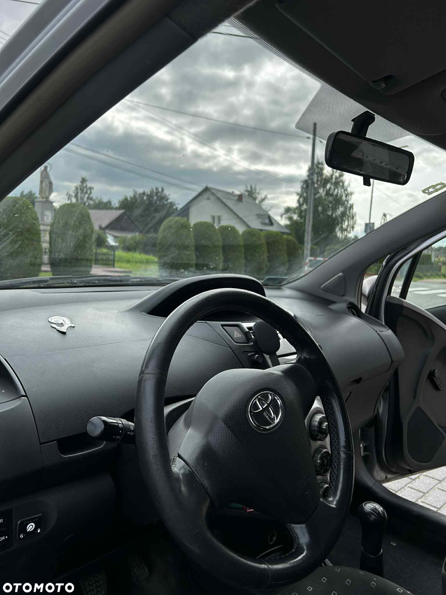 Toyota Yaris 1.3 Luna - 2