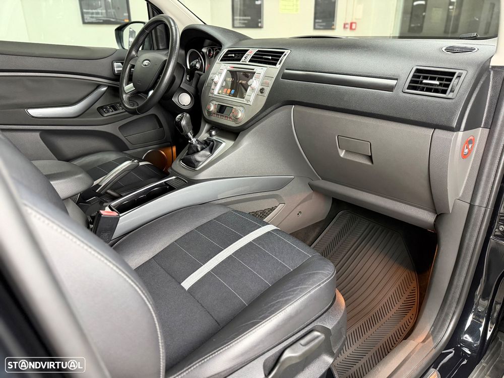 Ford Kuga 2.0 TDCi Titanium - 21