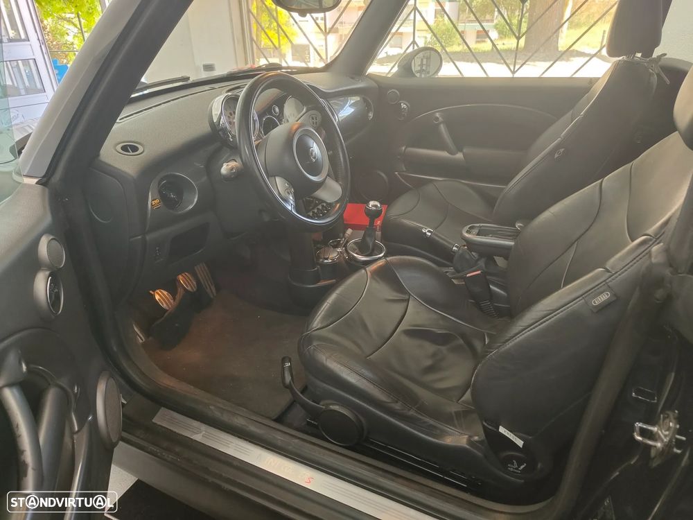 MINI Cabrio Cooper S - 7