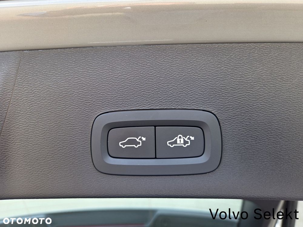 Volvo XC 40 - 20
