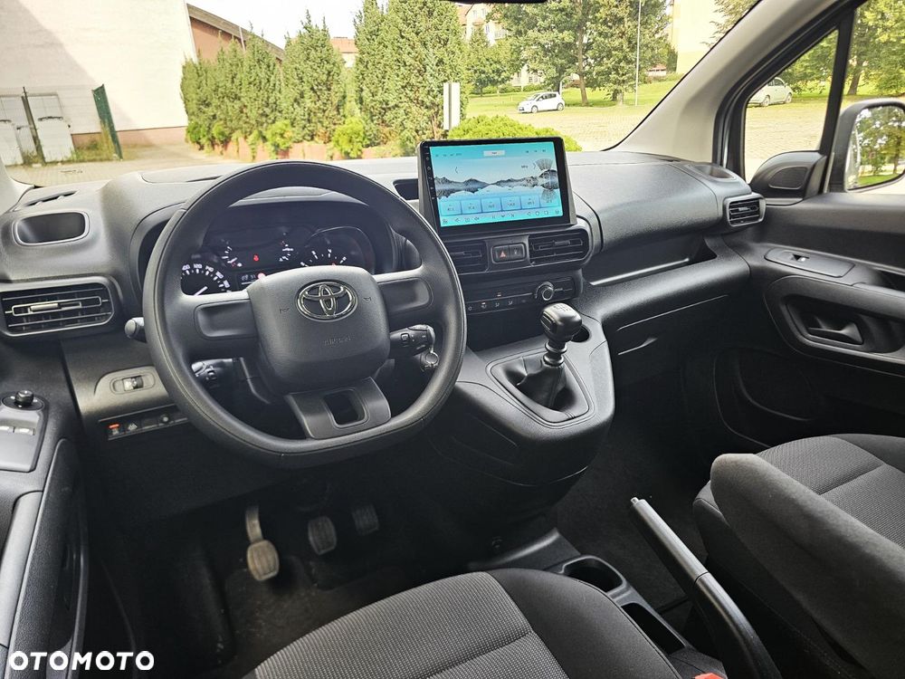 Toyota Proace City Verso 1.5 D-4D Family - 9