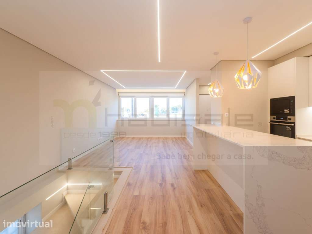 T3 Duplex, Totalmente Remodelado, com 135 m² | Murtal - Parede - Grande imagem: 4/42