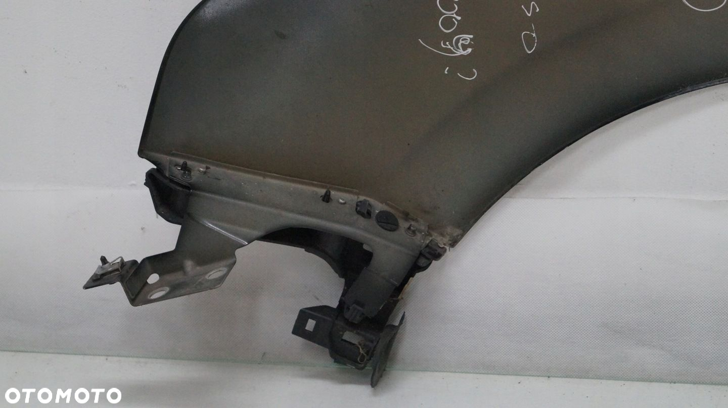 BŁOTNIK PRZEDNI PRAWY CITROEN C3 PICASSO EXLD 2009 - 10