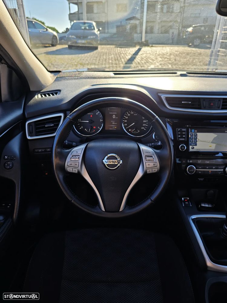 Nissan Qashqai 1.5 dCi DPF acenta - 14