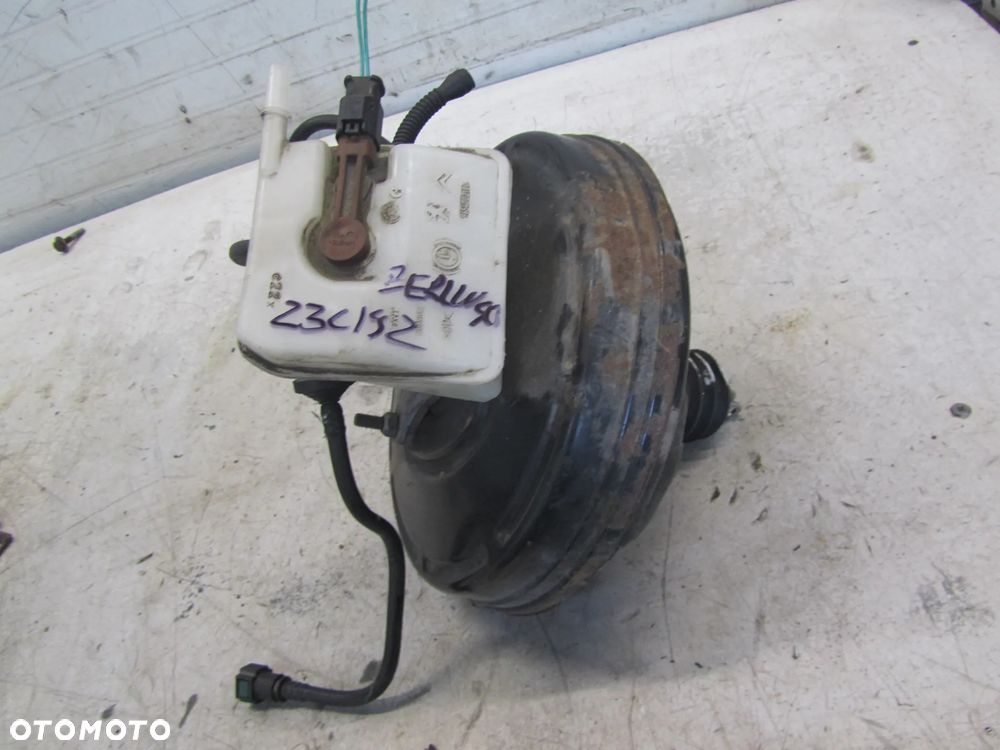 citroen berlingo-partner 08->1.6 serwo-pompka hamulcowa - 1