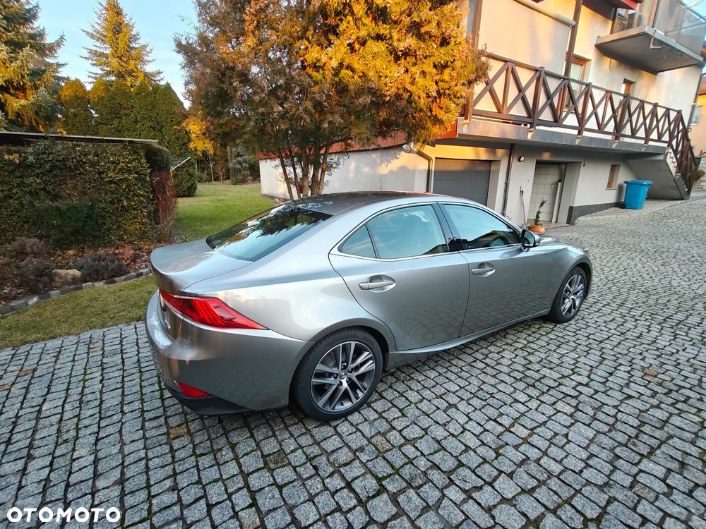 Lexus IS 200t / 300 Elegance - 4