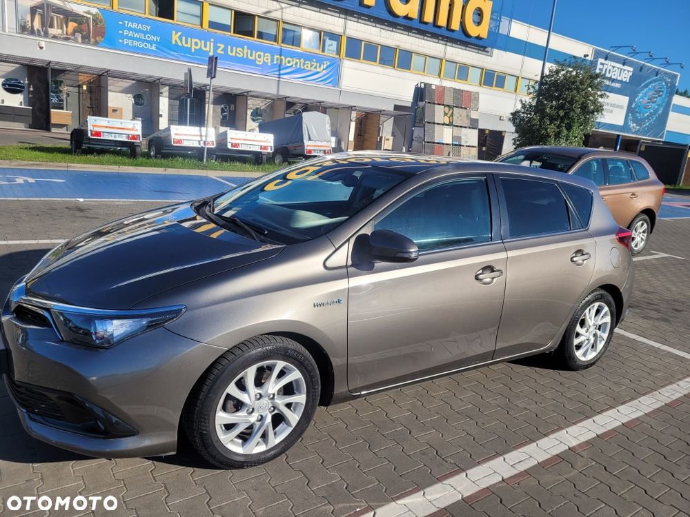 Toyota Auris - 1
