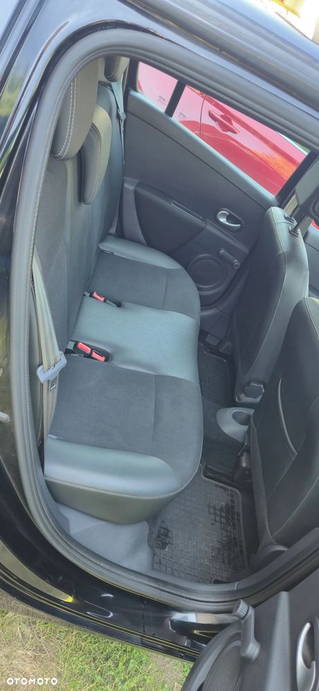 Renault Clio 1.2 16V TCE Night&Day - 6