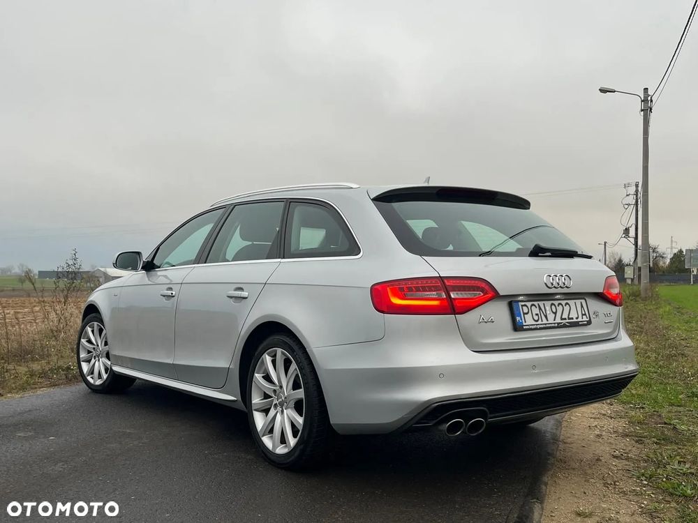 Audi A4 Avant 2.0 TDI DPF quattro S line Sportpaket - 10