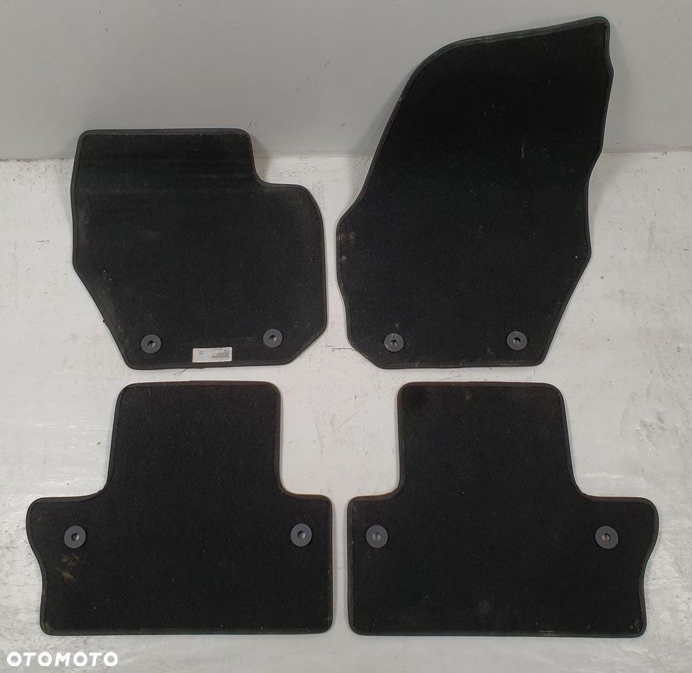 DYWAN WYCIERACZKI VOLVO V60 I 39820621 KOMPLET - 6