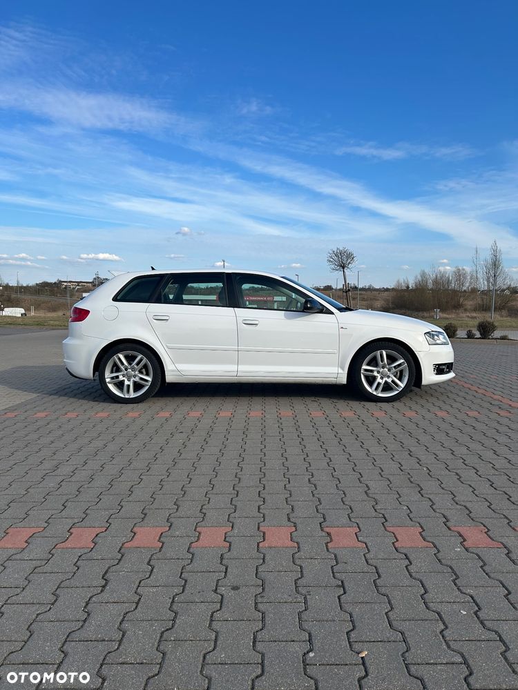 Audi A3 Sportback 2.0 TDI DPF Attraction - 6
