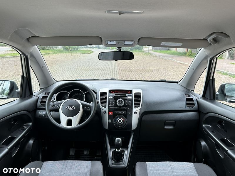 Kia Venga - 16