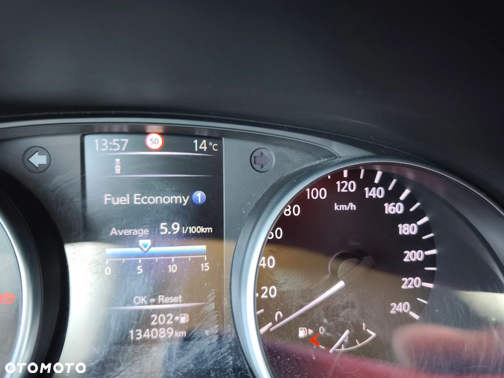 Nissan Qashqai 1.6 DCi 4x4 N-Connecta - 30