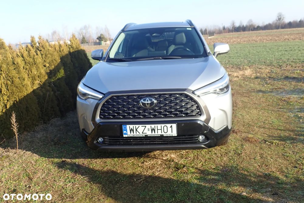 Używany Toyota Corolla Cross 2022 - 140 000 PLN, 9 680 km - Otomoto.pl