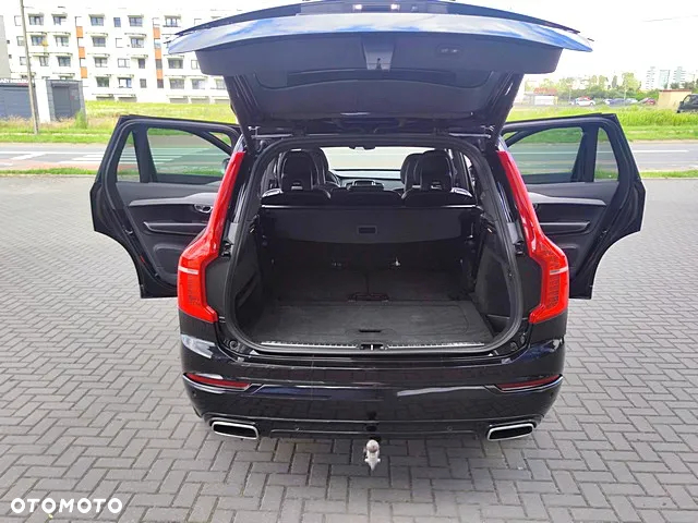 Volvo XC 90 D5 AWD R-Design 7os - 18