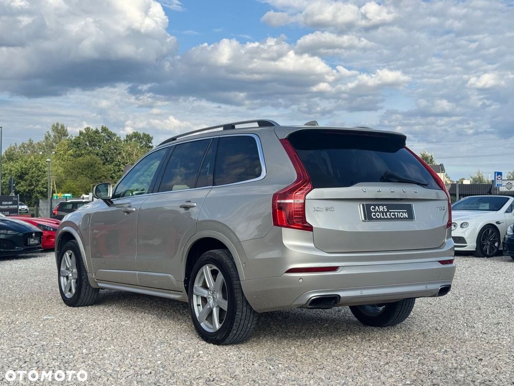 Volvo XC 90 - 7