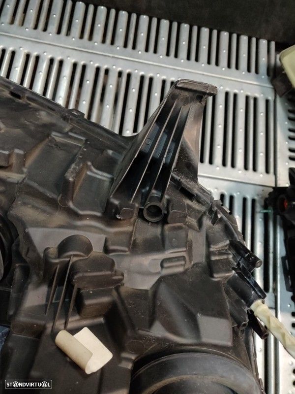 Farol Frente Esquerdo / Otica Esquerda Ford Transit Connect Combi  Dt1 - 9