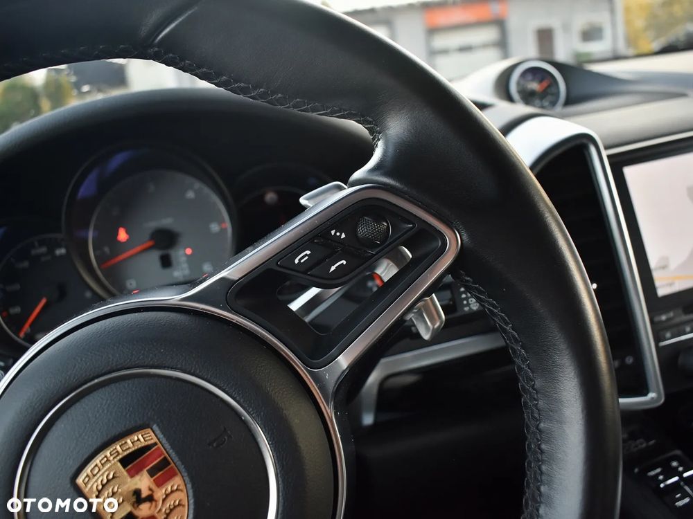 Porsche Cayenne S Diesel - 19
