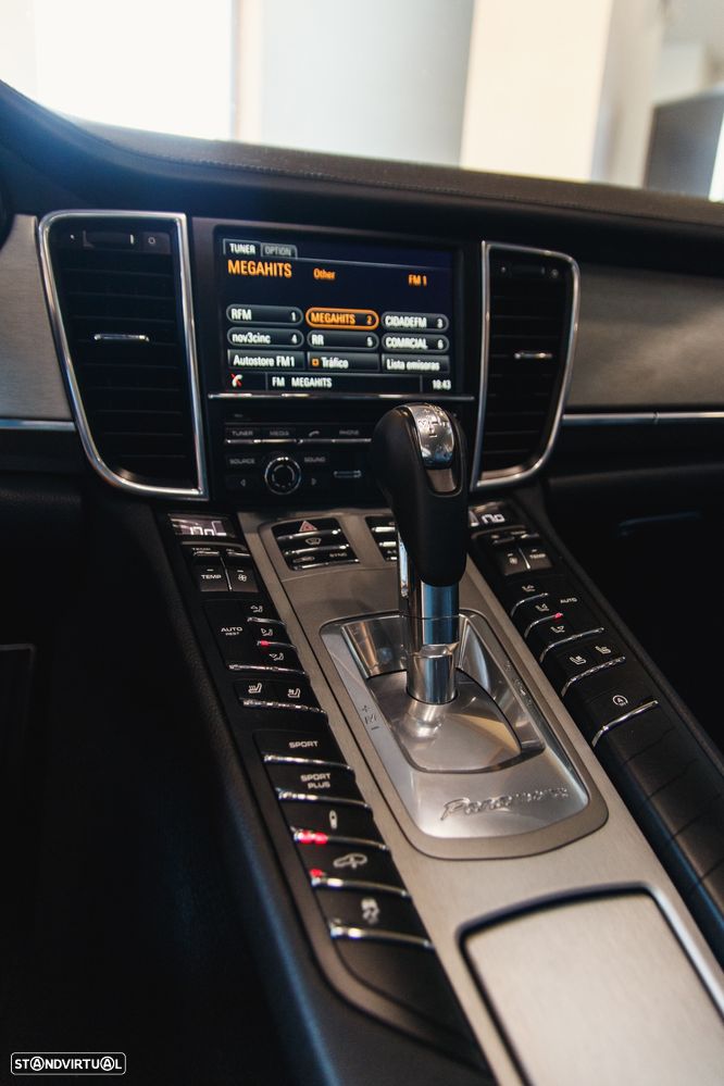 Porsche Panamera Standard - 13