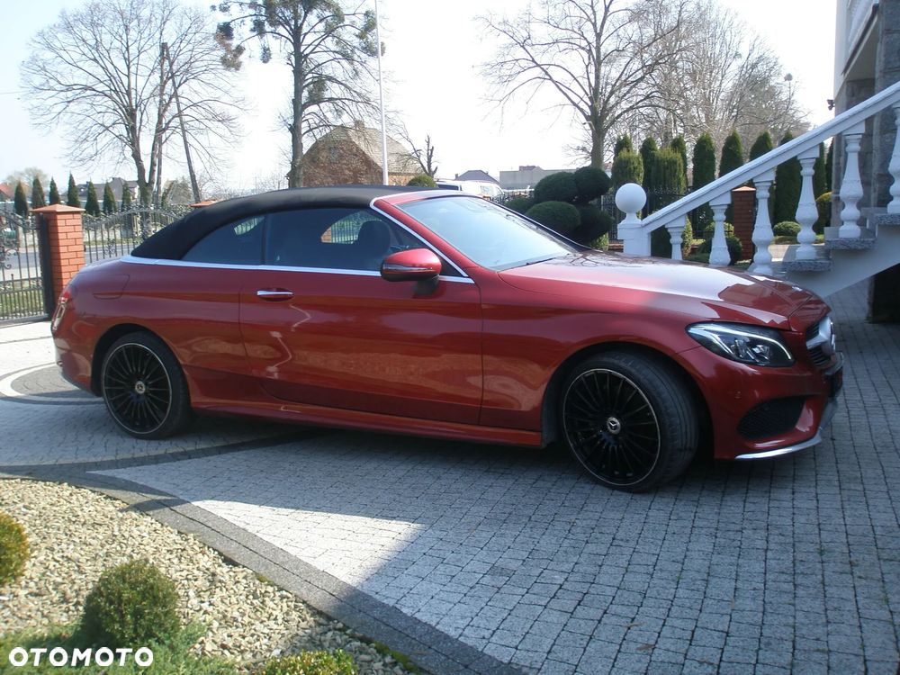 Mercedes-Benz Klasa C 200 Cabrio 4Matic 9G-TRONIC AMG Line - 13